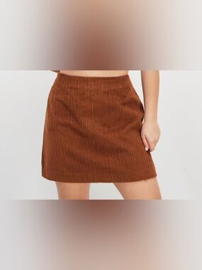 Shein High Waisted Corduroy Mini Skirt Perfect Summertime Piece Front Slit NWOT